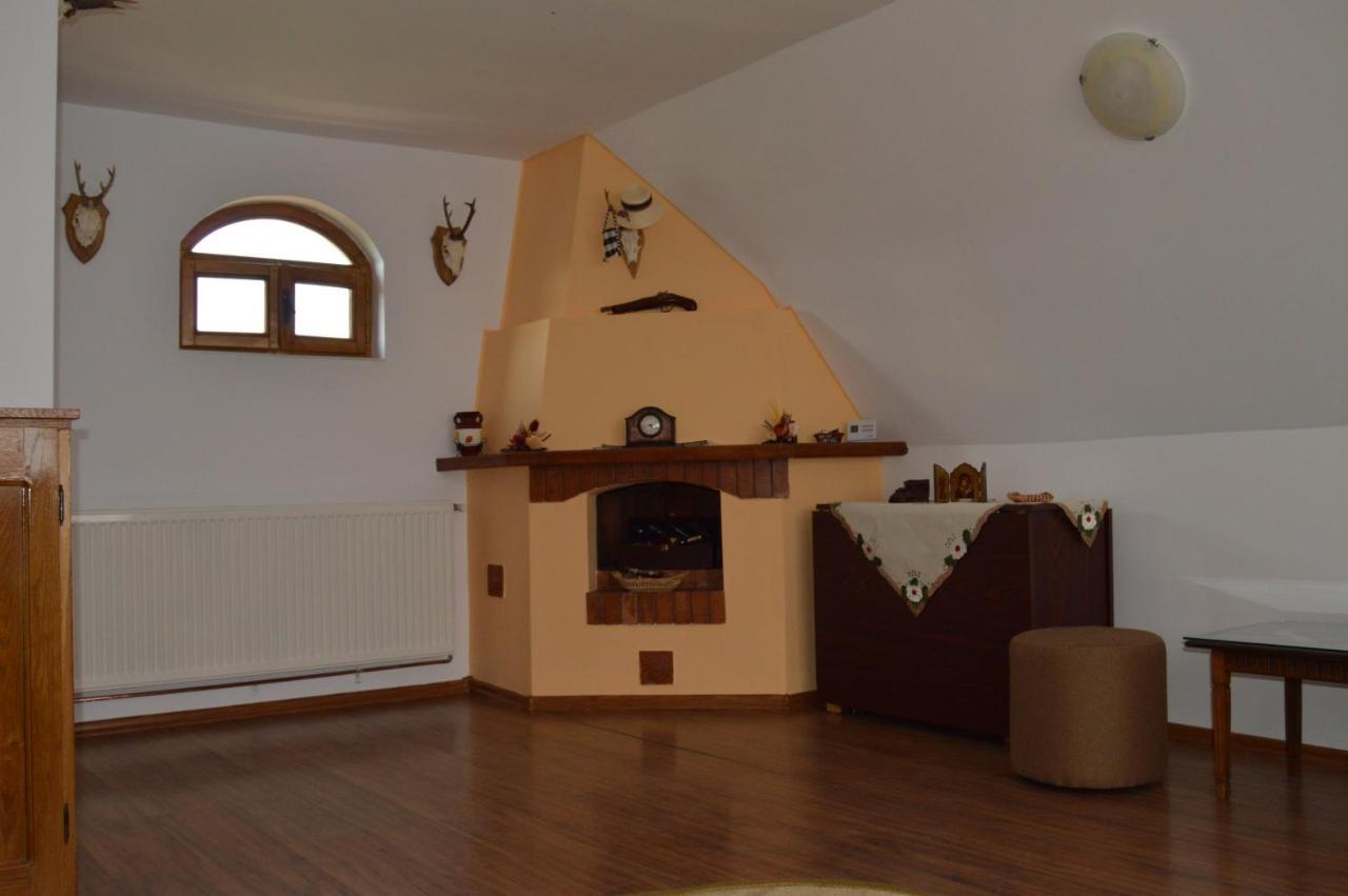 Bed and breakfast Casa Vlasea Albesti Sighişoara Extérieur photo